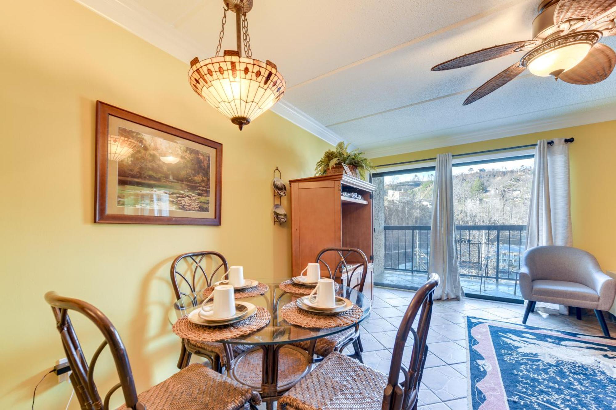 Downtown Gatlinburg Condo With Community Pool! Exterior foto